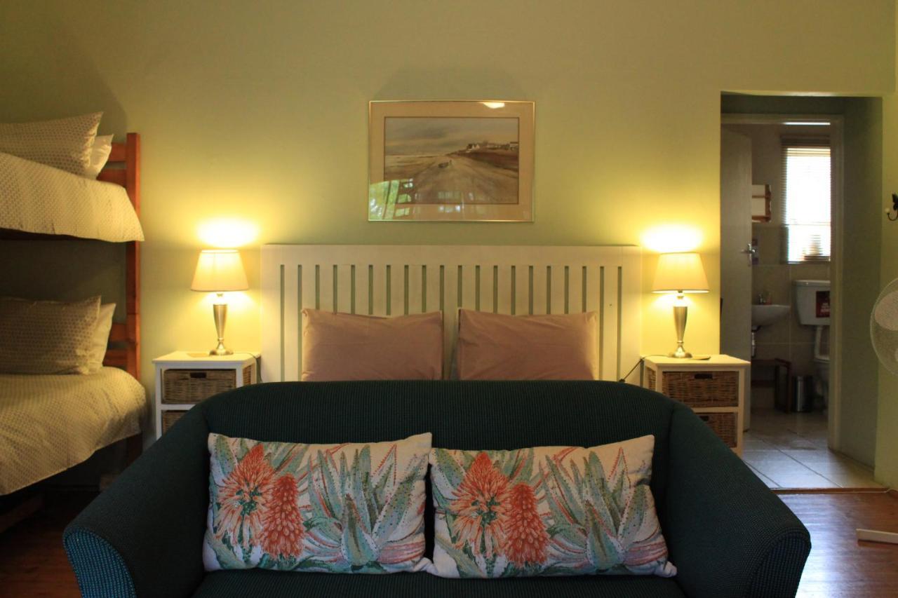 פורט אליזבת' Dempsey'S Self-Catering Guest House מראה חיצוני תמונה