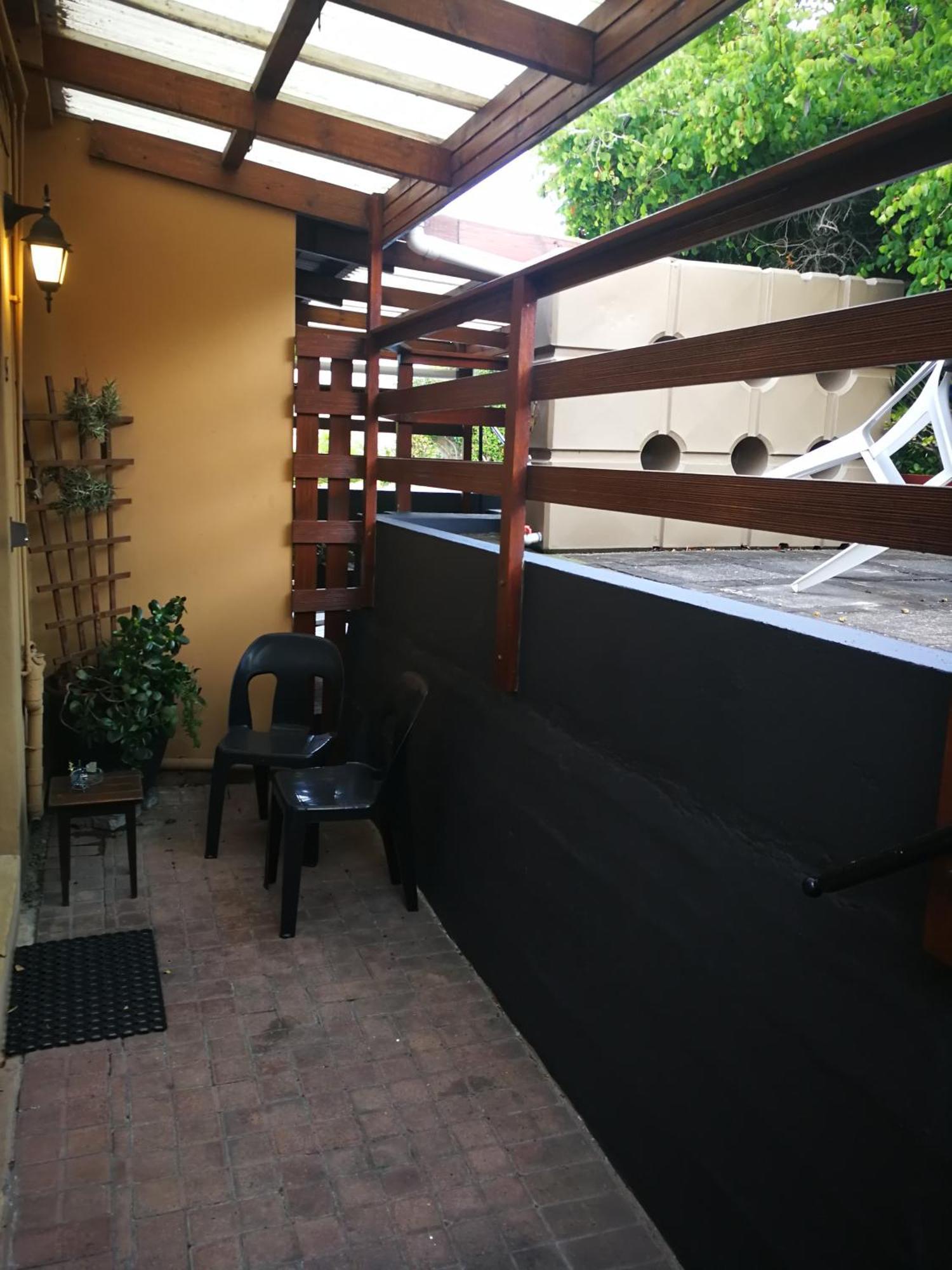 פורט אליזבת' Dempsey'S Self-Catering Guest House מראה חיצוני תמונה