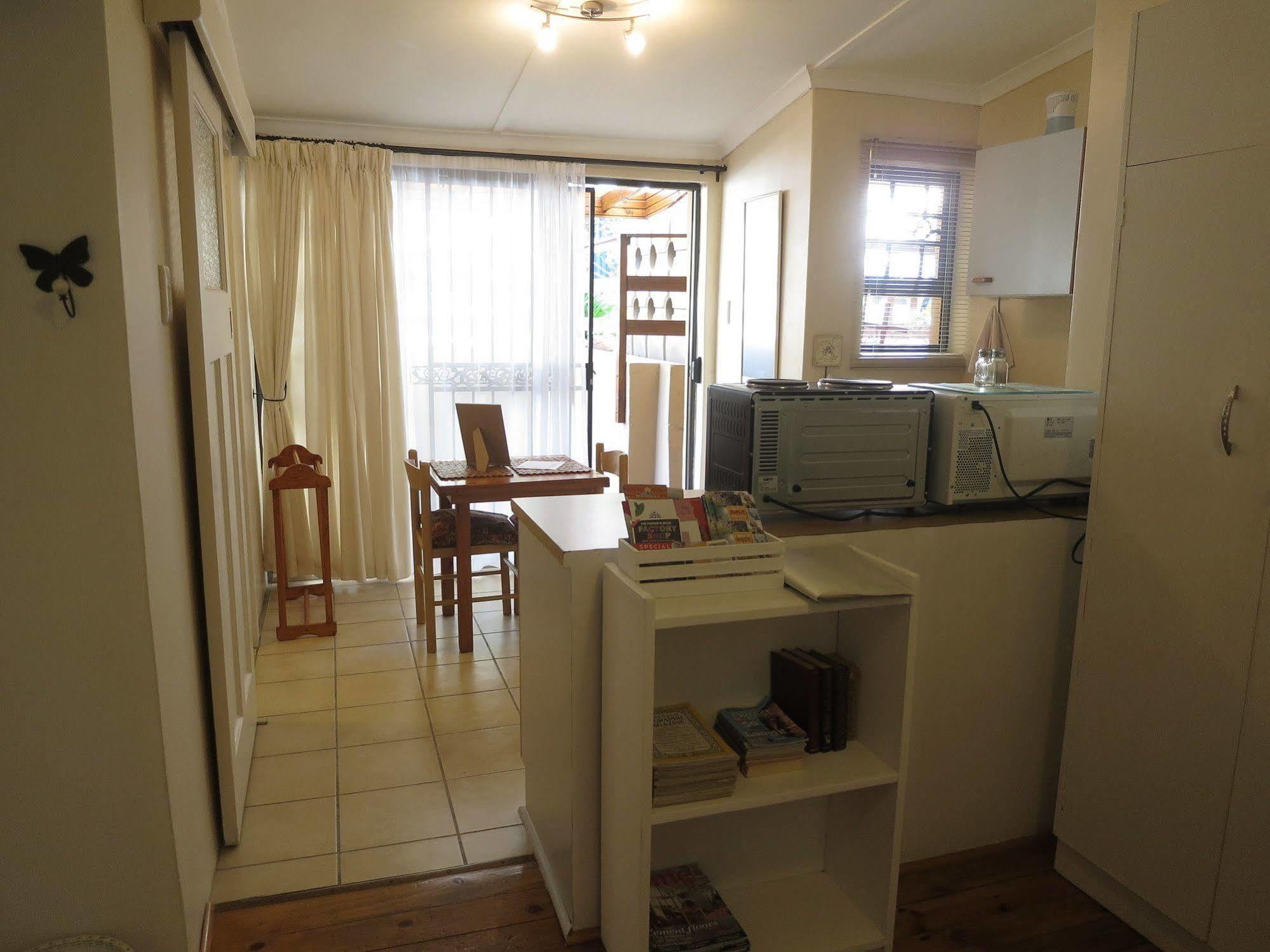 פורט אליזבת' Dempsey'S Self-Catering Guest House מראה חיצוני תמונה