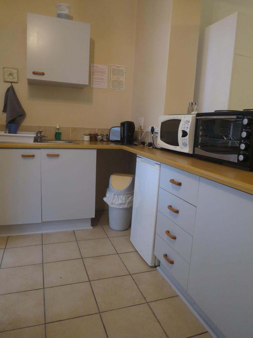 פורט אליזבת' Dempsey'S Self-Catering Guest House מראה חיצוני תמונה