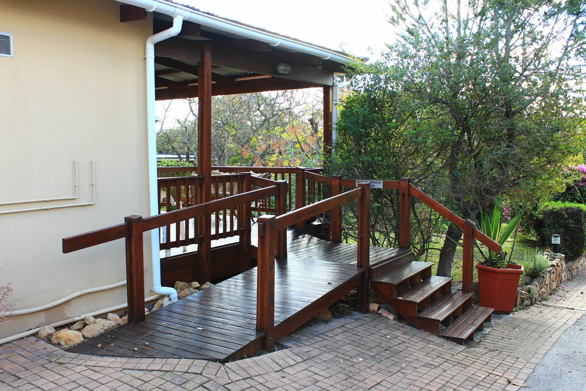 פורט אליזבת' Dempsey'S Self-Catering Guest House מראה חיצוני תמונה